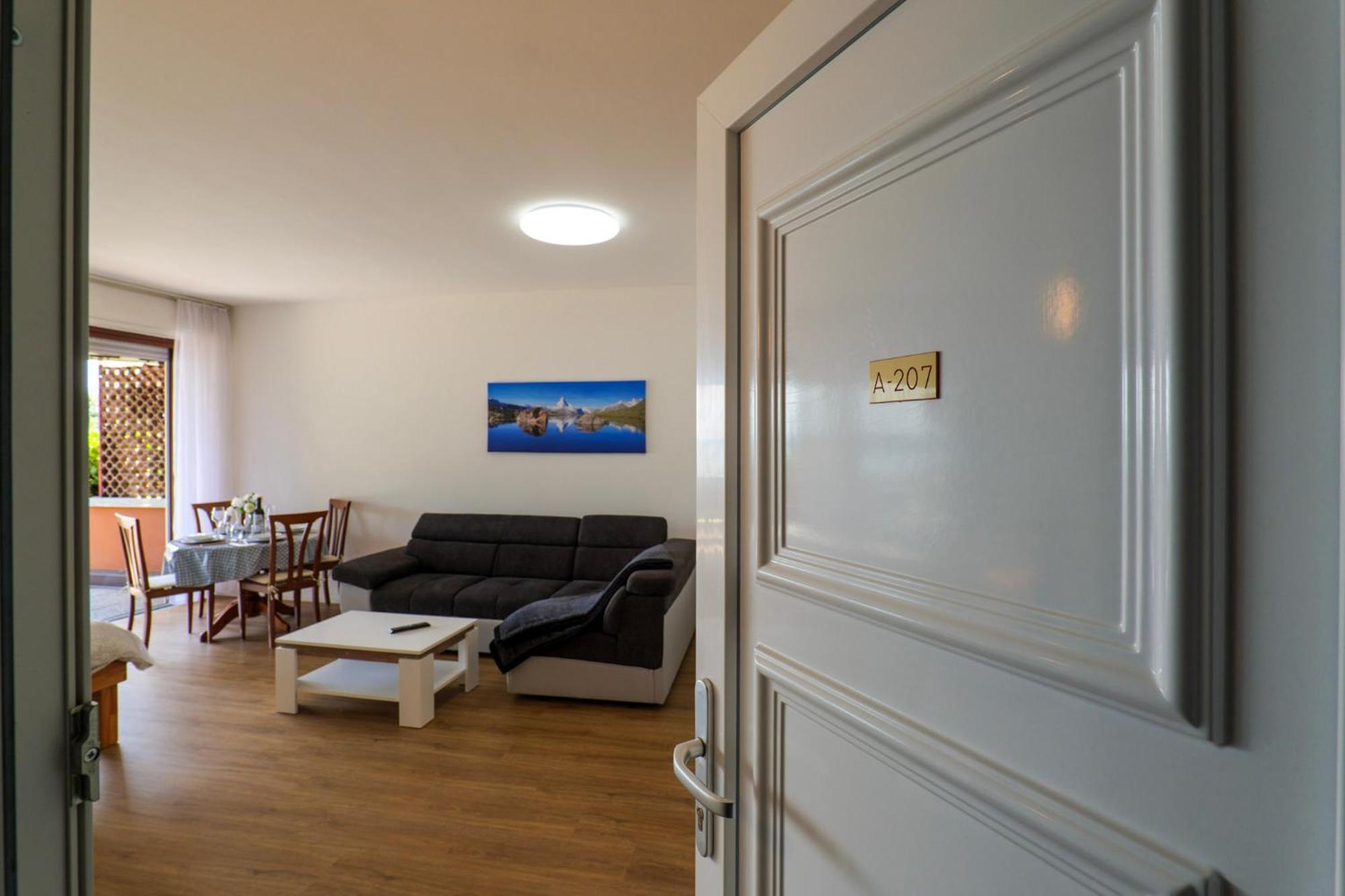Residenz La Selva Studio-Apartments Ghiffa Værelse billede
